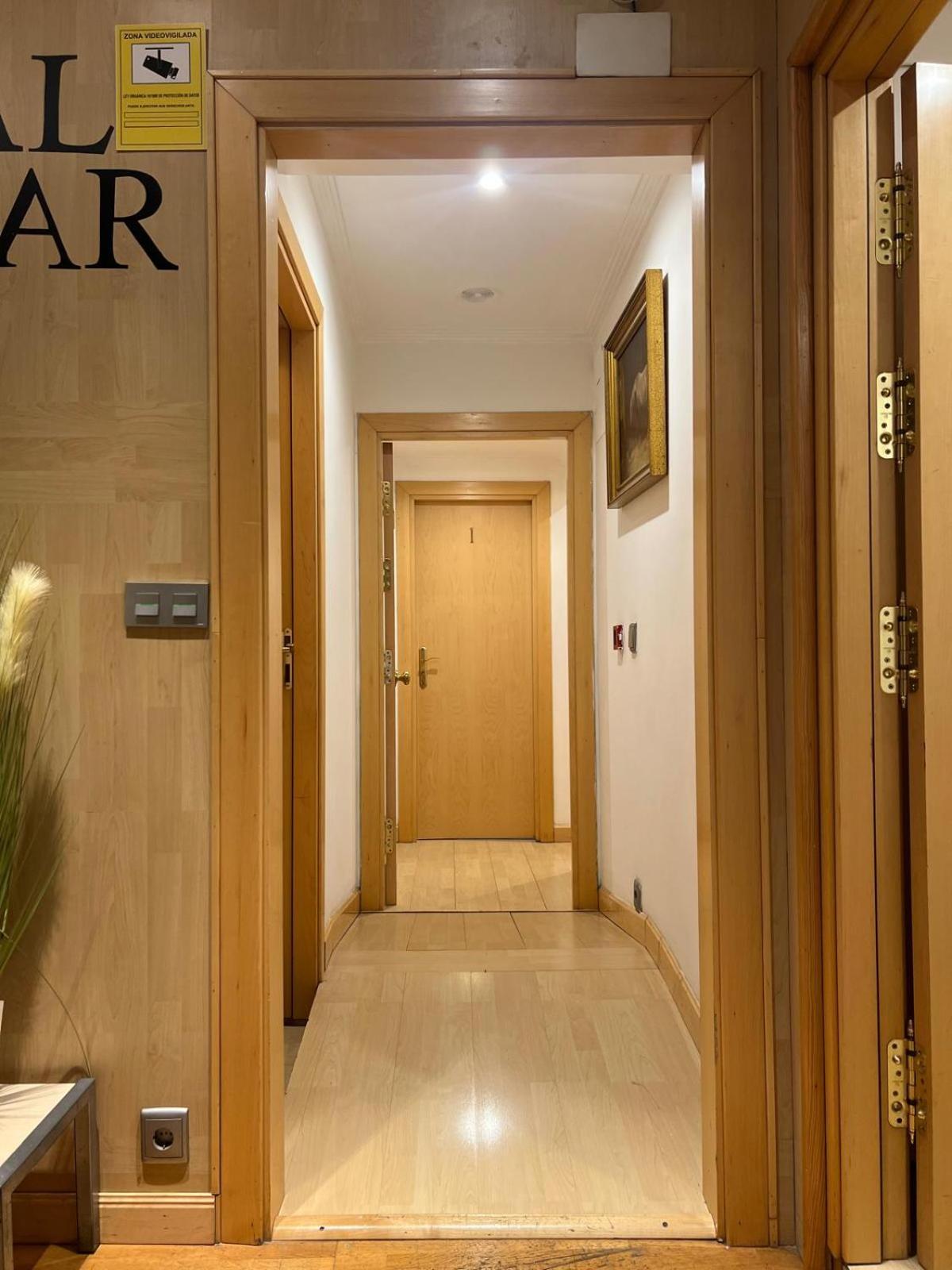 Hostal Restaurante Pamplona Bagian luar foto